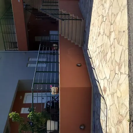 Apartment Rougas