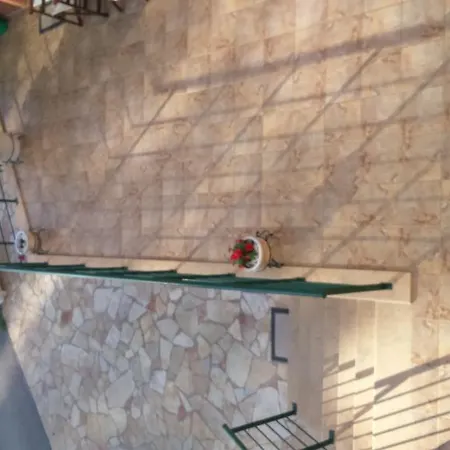 ενοικιαζόμενα ρούγας Μονεμβασιά