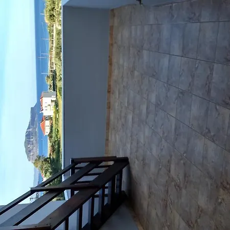 Apartment Rougas *